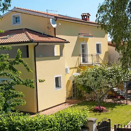 Apartment Nino-3 Porec