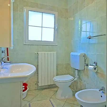 Nino-3 Apartman *
